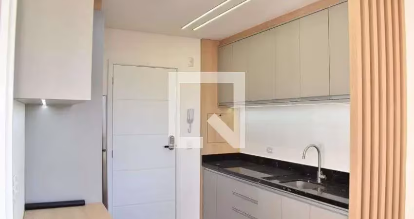 Kitnet / stúdio para aluguel - centro, 1 quarto,  23 m² - curitiba