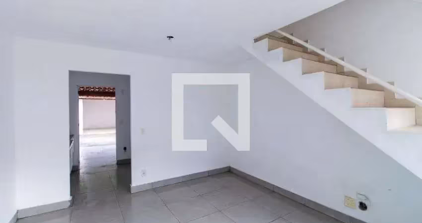 Casa / sobrado em condomínio para aluguel - jardim isis, 2 quartos,  60 m² - cotia