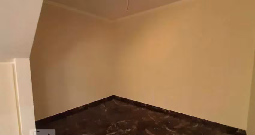 Casa com 1 quarto para alugar na Rua Curumataí, Vila Ema, São Paulo