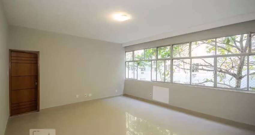 Kitnet / stúdio para aluguel - copacabana, 3 quartos,  130 m² - rio de janeiro