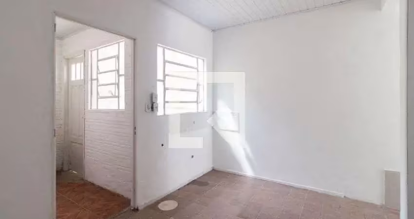 Casa para aluguel - medianeira, 1 quarto,  30 m² - porto alegre