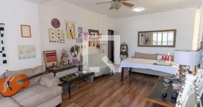 Casa para aluguel - pitangueiras, 3 quartos,  240 m² - rio de janeiro