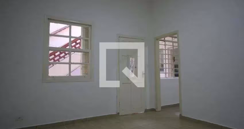 Casa com 1 quarto para alugar na Rua Dom Duarte Leopoldo, Cambuci, São Paulo