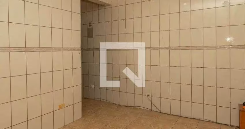Casa para aluguel - conceição, 1 quarto,  10 m² - diadema