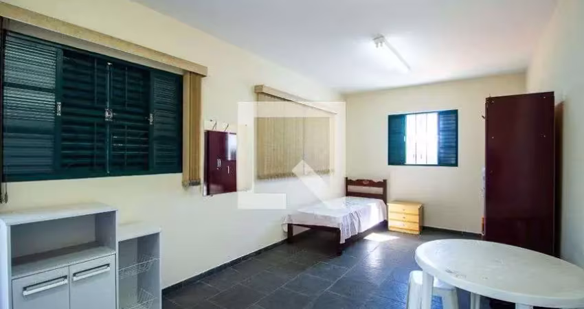 Casa para aluguel - jardim simus, 1 quarto,  35 m² - sorocaba