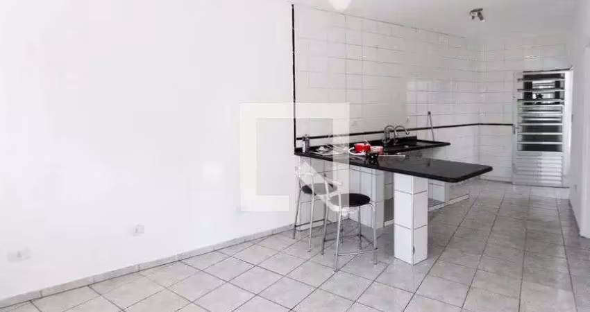 Casa com 2 quartos para alugar na Rua Ritápolis, Sapopemba, São Paulo
