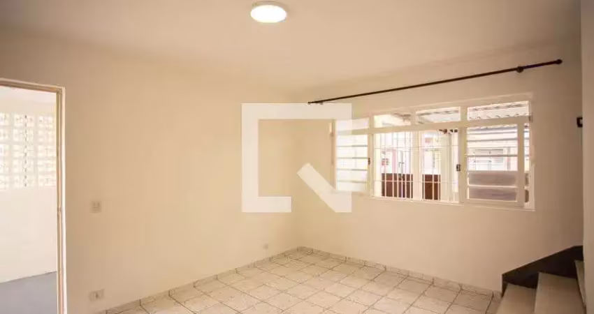 Casa com 2 quartos para alugar na Rua Professora Romilde Nogueira de Sá, Santana, São Paulo