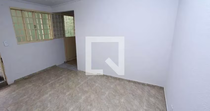 Casa para aluguel - vicente pires i, 1 quarto,  29 m² - brasília