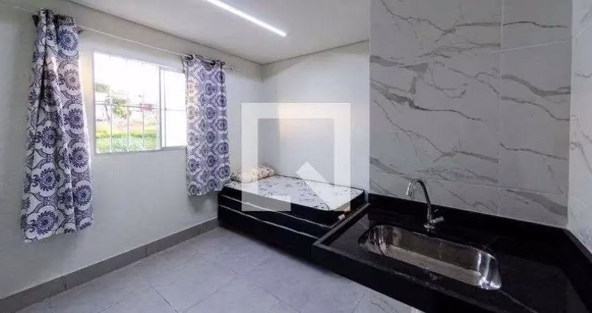 Kitnet / stúdio para aluguel - aparecida sétima seção, 1 quarto,  13 m² - belo horizonte