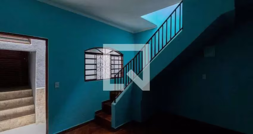Casa com 2 quartos para alugar na Rua Paulo Lopes de Leão, Itaquera, São Paulo