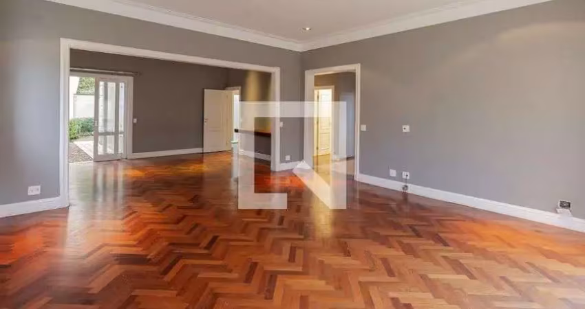 Casa com 5 quartos para alugar na Rua Jacunda, Real Parque, São Paulo