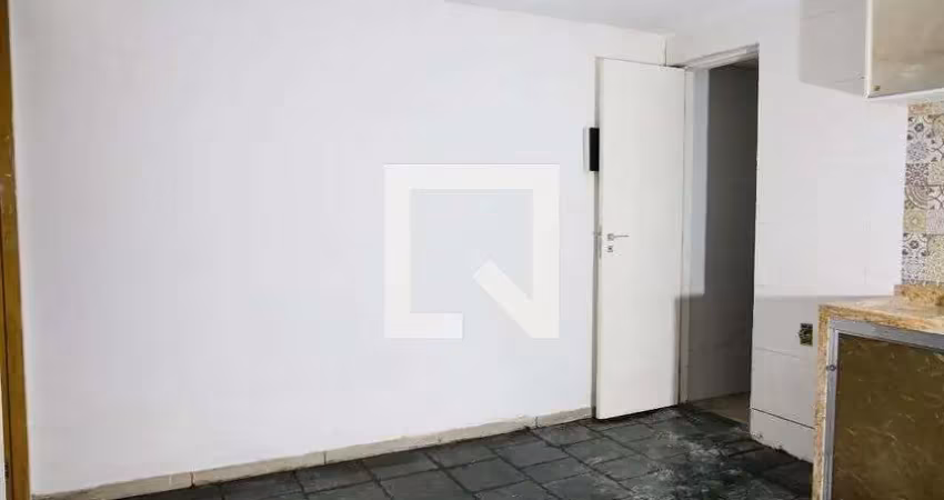 Kitnet / stúdio para aluguel - utinga, 1 quarto,  32 m² - santo andré