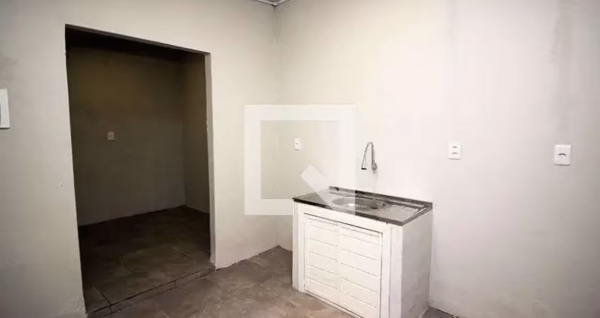 Casa / sobrado em condomínio para aluguel - azenha, 1 quarto,  18 m² - porto alegre