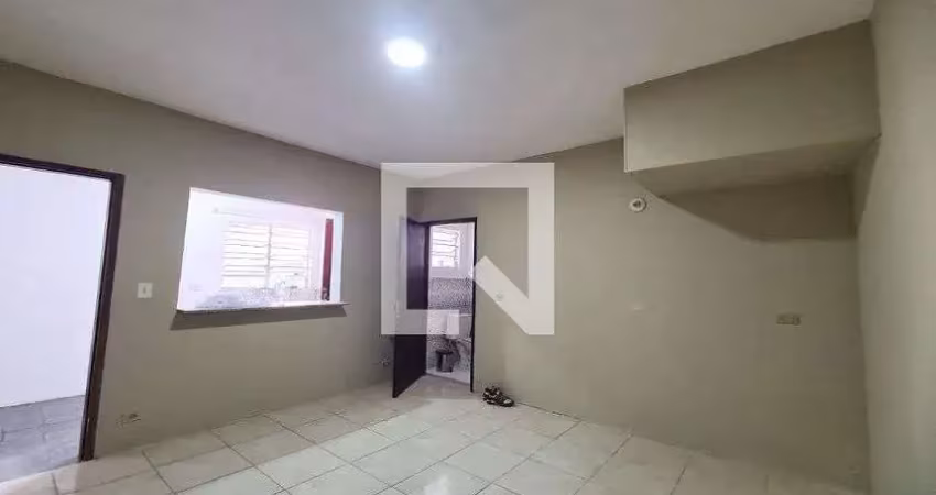 Casa com 1 quarto para alugar na Rua Heráclito Odilon, Sapopemba, São Paulo