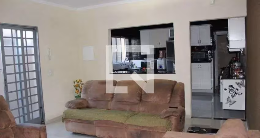 Casa para aluguel - vila virginian, 4 quartos,  210 m² - itaquaquecetuba