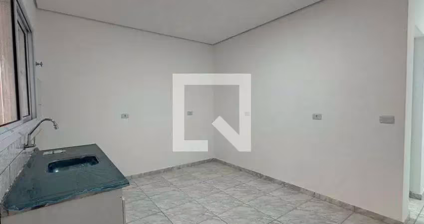Casa com 2 quartos para alugar na Rua São Geraldo, Parque Viana, Barueri