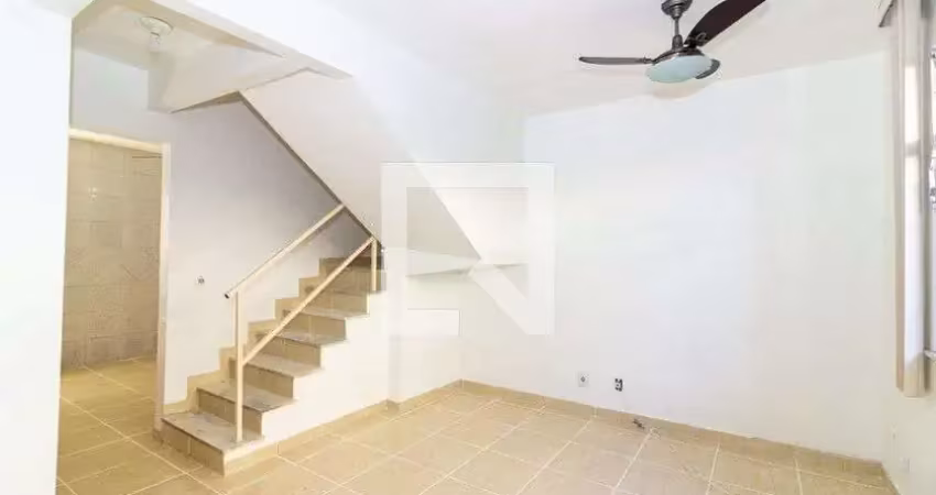 Casa / sobrado em condomínio para aluguel - cascadura, 3 quartos,  100 m² - rio de janeiro