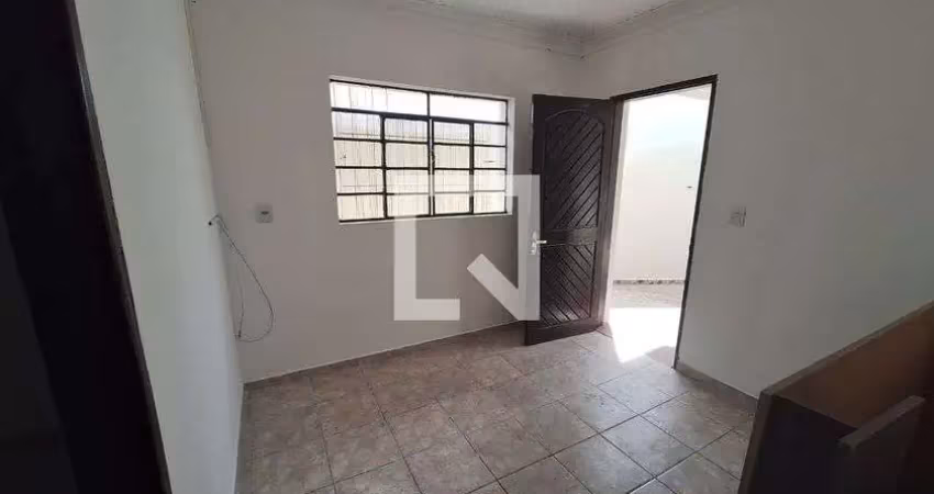 Casa para aluguel - vila amorim, 2 quartos,  95 m² - suzano