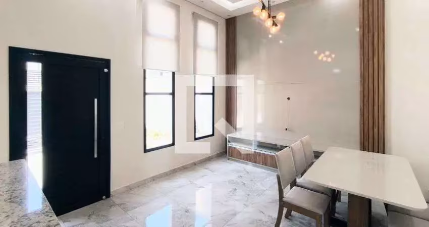 Casa com 3 quartos para alugar na Rua Márcio Barras Luiz, Castanho, Jundiaí