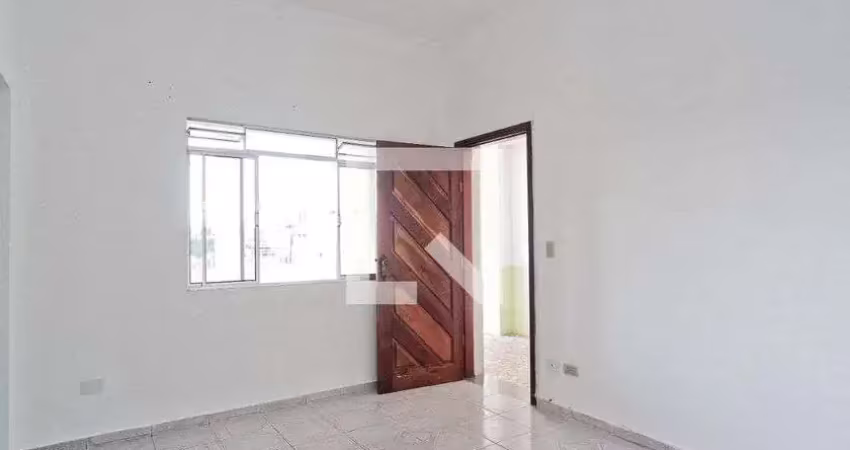 Casa com 3 quartos para alugar na Rua Francisco Basílio de Melo, City América, São Paulo