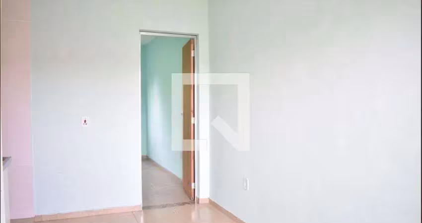 Kitnet / stúdio para aluguel - campo grande, 1 quarto,  30 m² - rio de janeiro