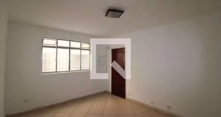 Casa com 2 quartos para alugar na Rua Doutor Zuquim, Santana, São Paulo