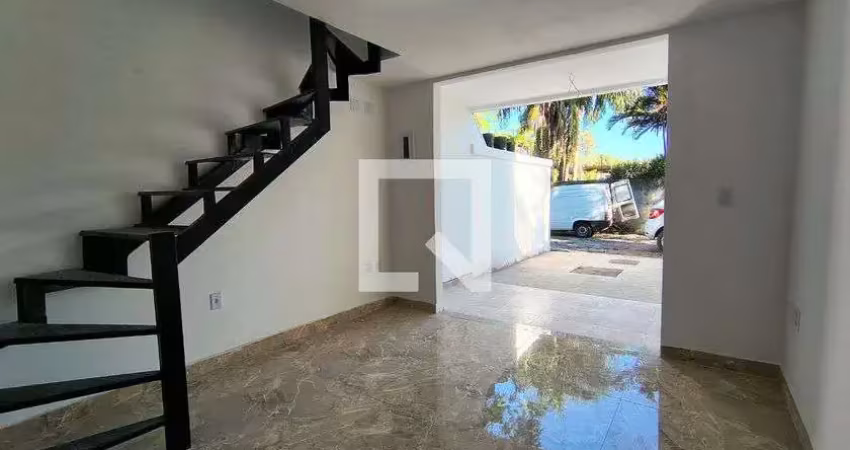 Casa / sobrado em condomínio para aluguel - vargem pequena, 2 quartos,  75 m² - rio de janeiro