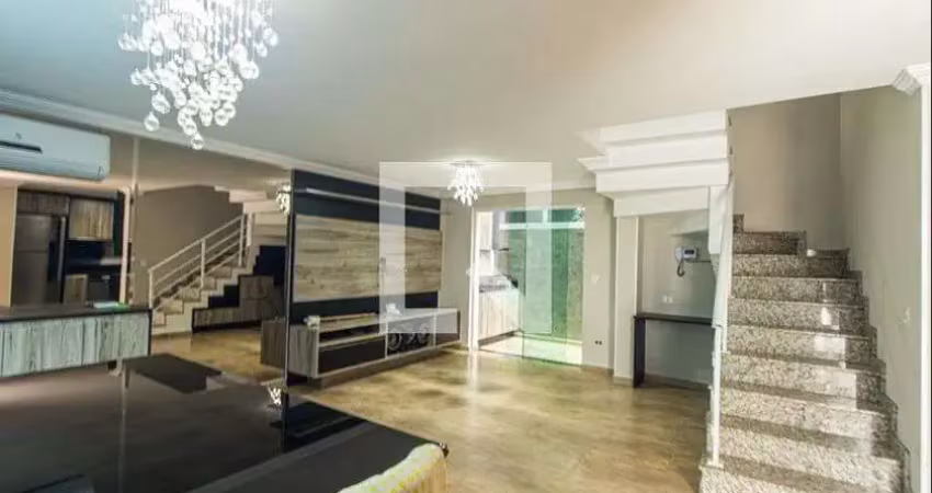Casa / sobrado em condomínio para aluguel - uberaba, 3 quartos,  132 m² - curitiba