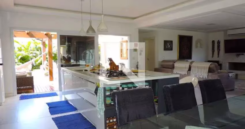 Casa / sobrado em condomínio para aluguel - rio tavares, 3 quartos,  360 m² - florianópolis