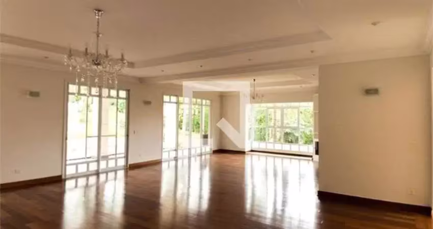 Casa com 4 quartos para alugar na Rua Maguari, Santo Amaro, São Paulo