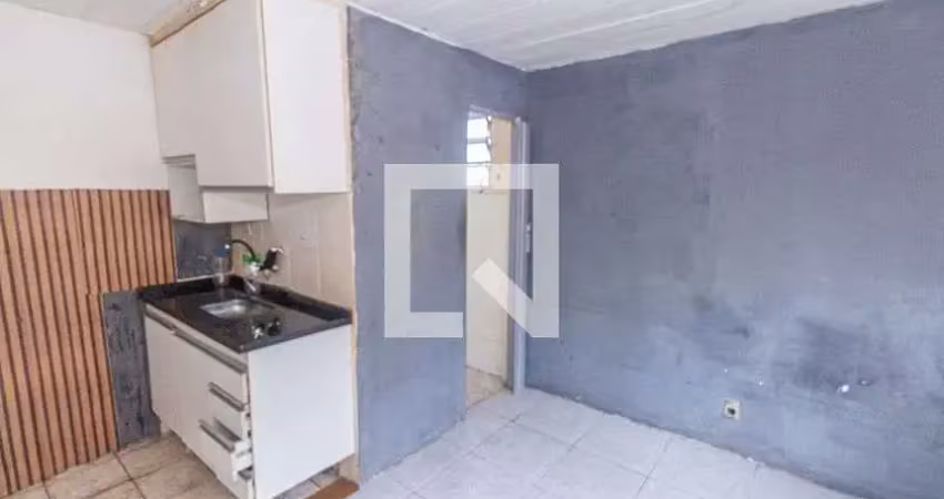 Kitnet / stúdio para aluguel - vila valqueire, 1 quarto,  30 m² - rio de janeiro
