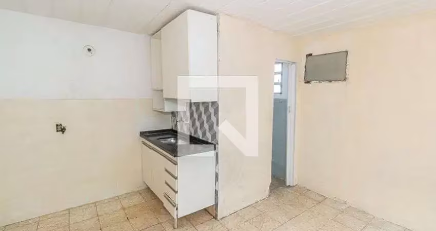 Kitnet / stúdio para aluguel - vila valqueire, 1 quarto,  30 m² - rio de janeiro
