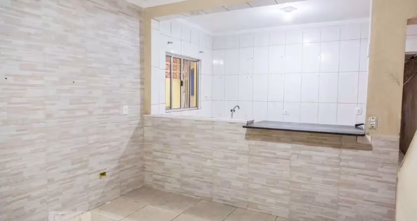 Casa com 2 quartos para alugar na Rua Espelho Cristalino, Itaquera, São Paulo