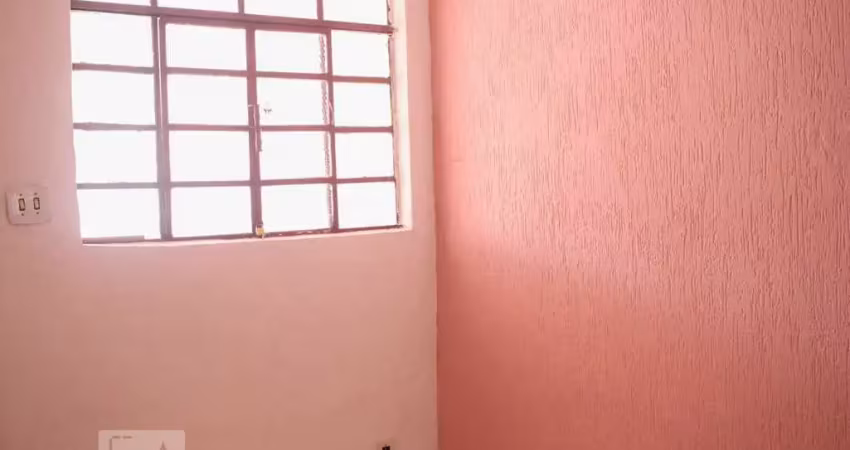 Casa com 2 quartos para alugar na Rua Comendador Gil Pinheiro, Tatuapé, São Paulo