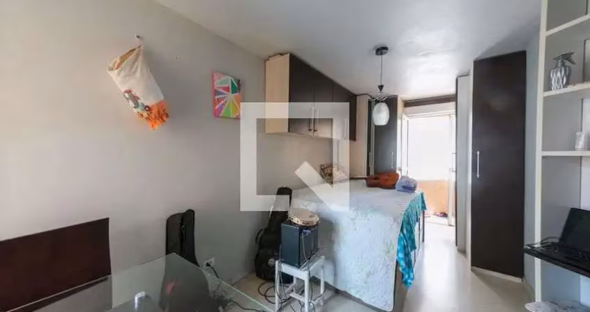 Kitnet / stúdio para aluguel - bigorrilho, 1 quarto,  23 m² - curitiba