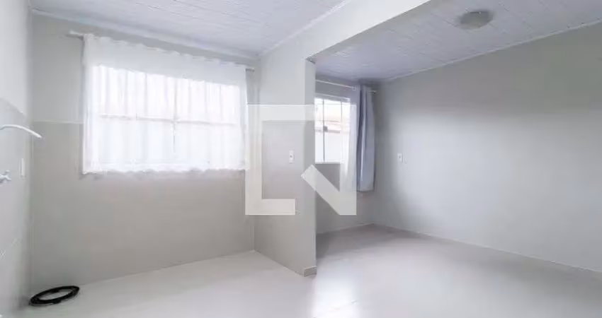 Casa para aluguel - guaíra, 1 quarto,  50 m² - curitiba