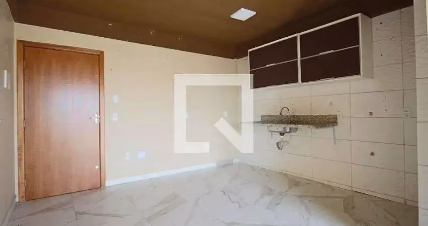 Kitnet / stúdio para aluguel - taguatinga, 1 quarto,  27 m² - brasília
