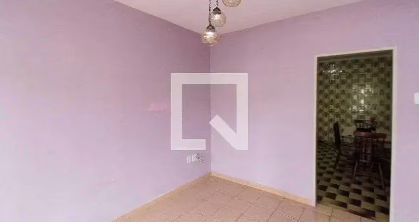 Casa com 2 quartos para alugar na Rua Gaspar Barreto, Vila Alpina, São Paulo