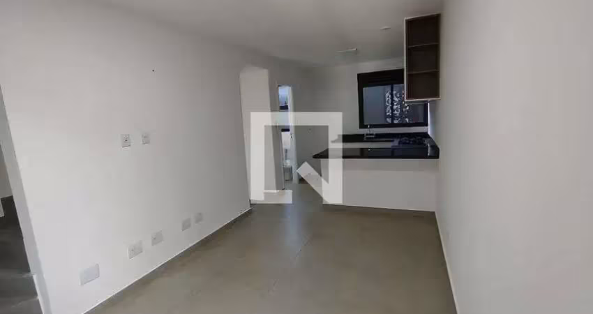 Casa com 2 quartos para alugar na Rua Tonelero, Vila Romana, São Paulo