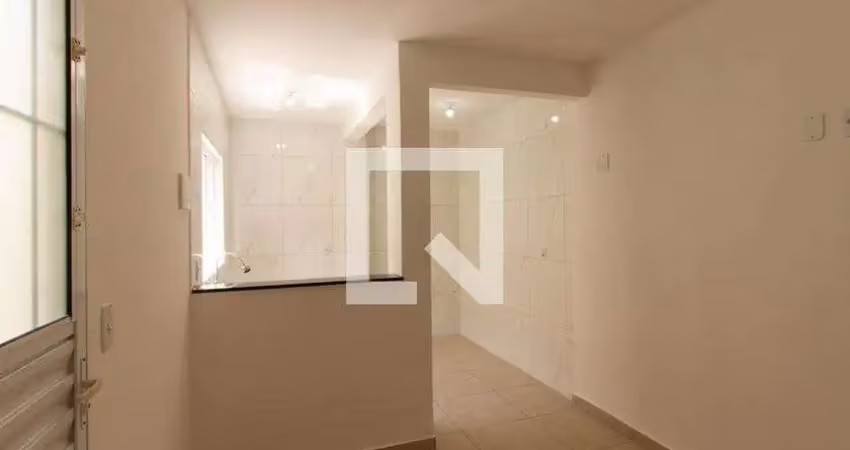 Casa com 1 quarto para alugar na Rua Luís Antônio da Costa, Sapopemba, São Paulo