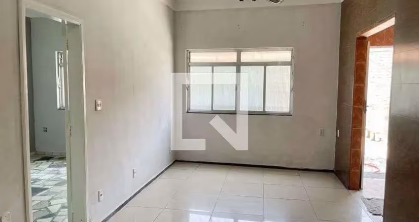 Casa para aluguel - saracuruna, 2 quartos,  265 m² - duque de caxias