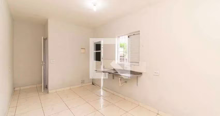 Kitnet / stúdio para aluguel - liberdade, 1 quarto,  15 m² - são paulo