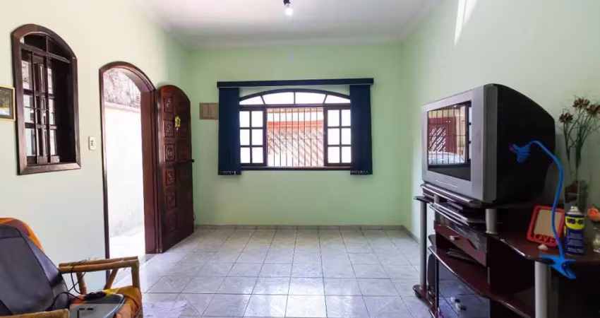 Casa com 3 quartos para alugar na Rua João Brícola, Bela Vista, Osasco
