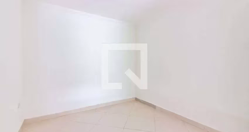 Casa com 1 quarto para alugar na Rua Alberto Cortez, Quitaúna, Osasco