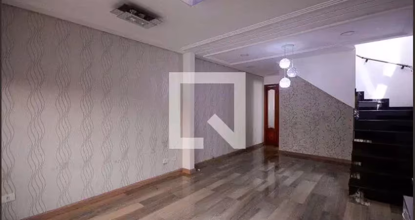 Casa com 3 quartos para alugar na Rua Izonzo, Sacomã, São Paulo