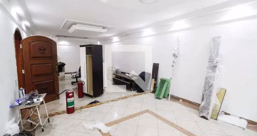 Casa com 3 quartos para alugar na Rua Zulmira, Santana, São Paulo