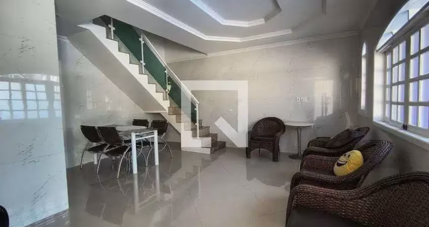Casa / sobrado em condomínio para aluguel - vargem pequena, 3 quartos,  231 m² - rio de janeiro