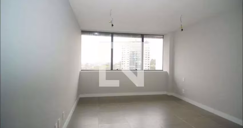 Kitnet / stúdio para aluguel - três figueiras, 1 quarto,  30 m² - porto alegre