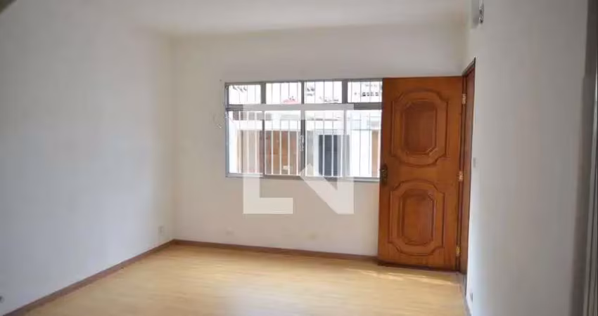 Casa com 2 quartos para alugar na Rua Joana Anes, Jardim, Santo André