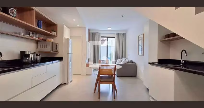 Apartamento para aluguel - centro, 1 quarto,  63 m² - florianópolis